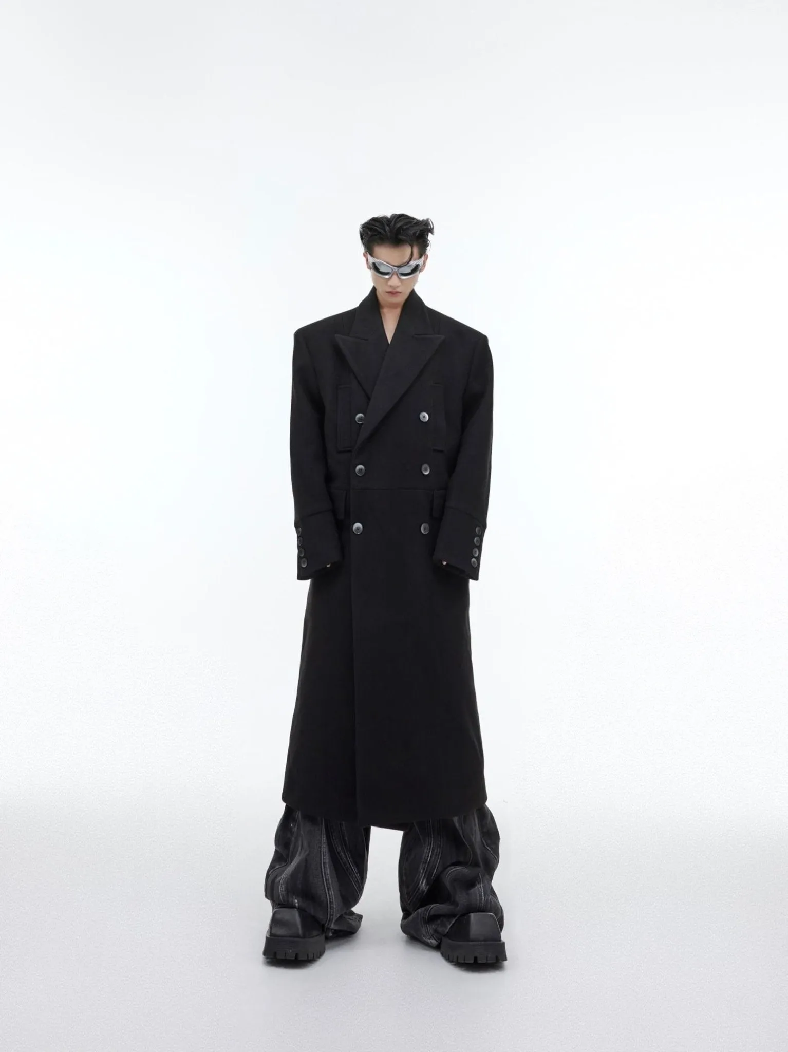 Edgy Structured Shoulder Woolen Overcoat | Minimalist Longline Trench