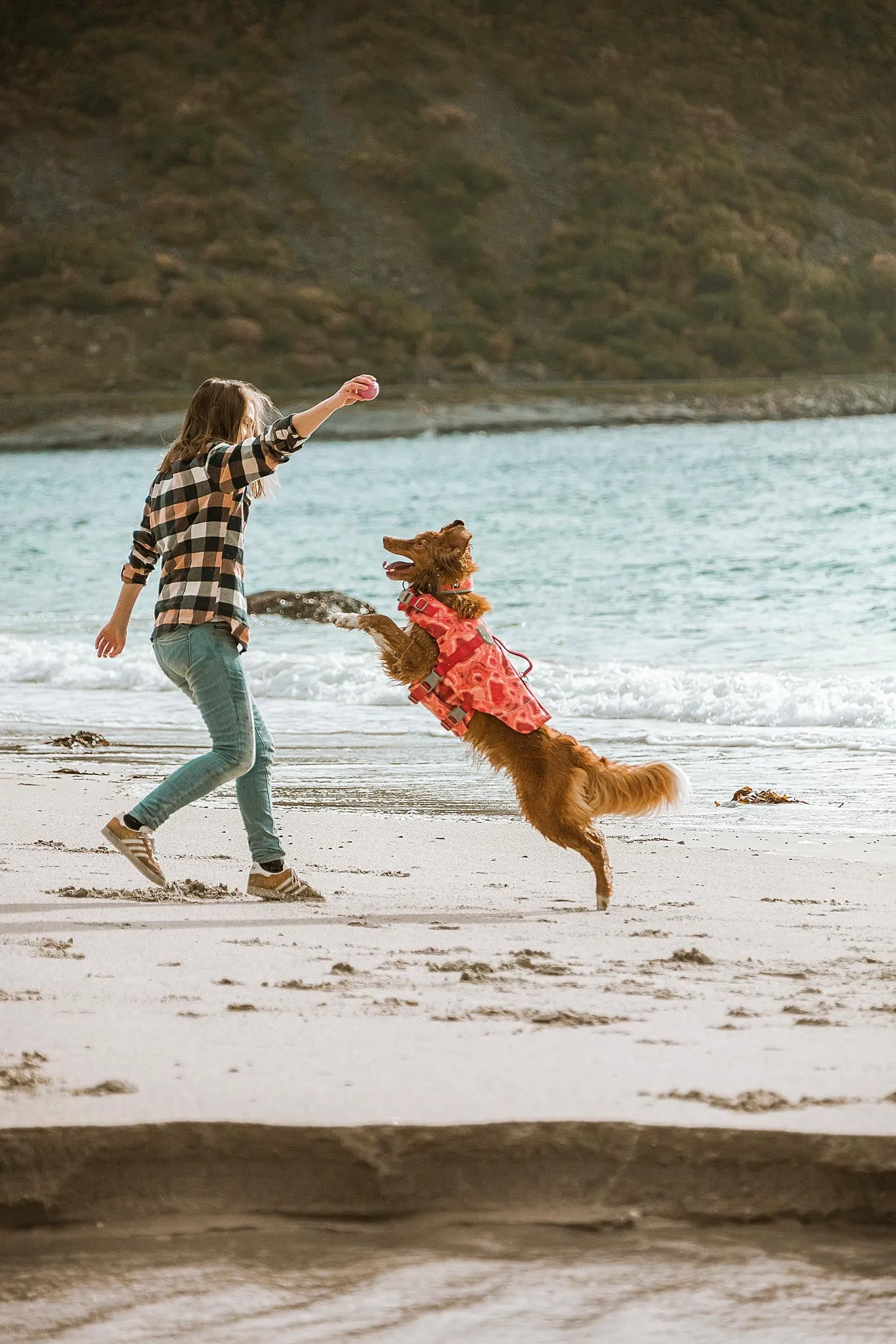 Hurtta Dog Swim Coat: Life Saviour Eco