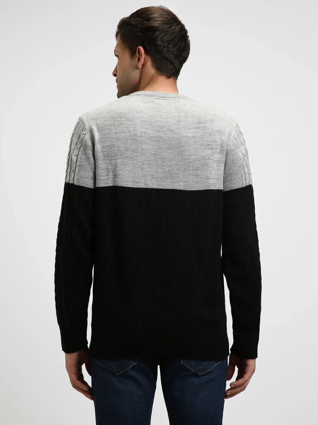 Men's Light Grey ColorBlock Round Neck Pullover Sweater