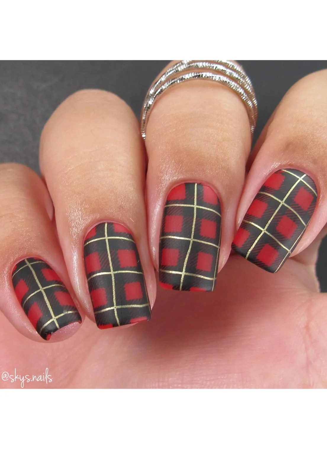 Pretty In Plaid-04